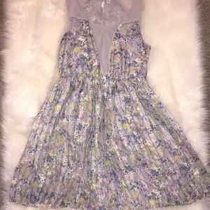 Jazzy’s WHOLESALE fashionista consignment shop